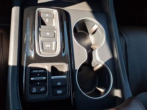 Used 2023 Honda Pilot Elite image 16