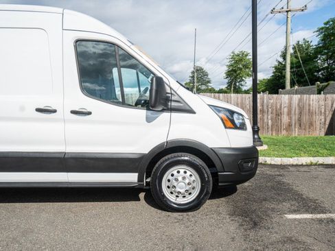 Used 2024 Ford Transit 250 148 Medium Roof Extended AWD image 15