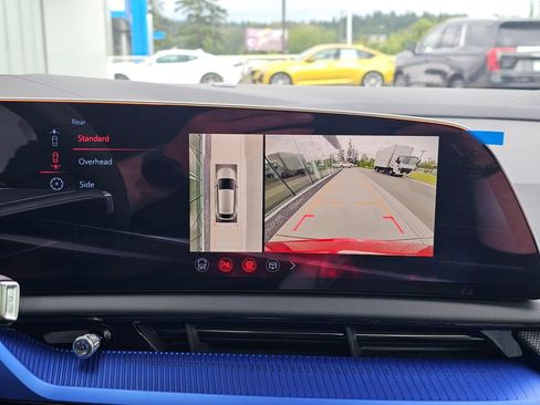 New 2026 Cadillac Optiq V AWD/4WD image 30