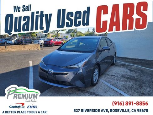 Used 2018 Toyota Prius One FWD image 1