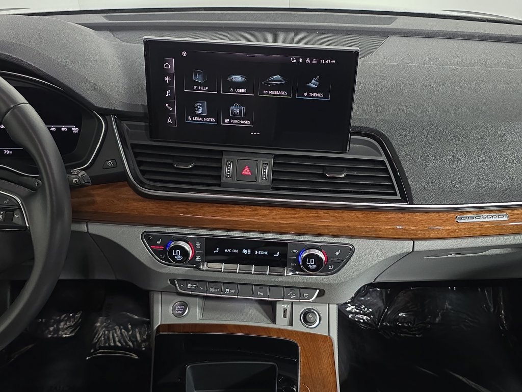 Used 2023 Audi Q5 2.0T Premium Plus w/ Premium Plus Package AWD/4WD image 16