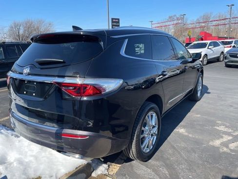 Used 2023 Buick Enclave Essence w/ Experience Buick Package image 6