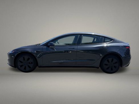 Used 2025 Tesla Model 3 Long Range image 2