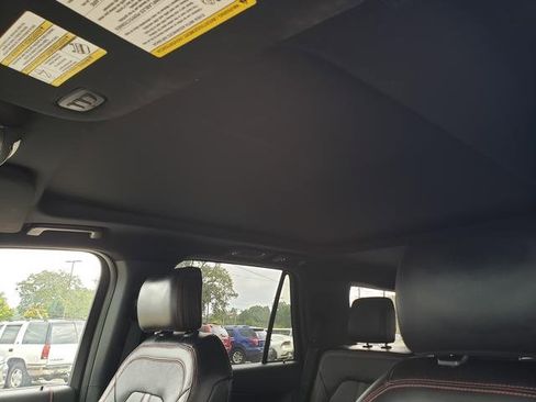 Certified 2019 Ford Expedition Limited w/ Equipment Group 303A image 22