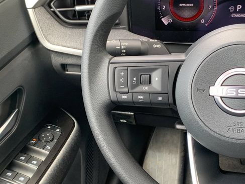 New 2026 Nissan Kicks SV FWD image 9