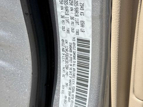 Used 2019 Jeep Grand Cherokee Limited w/ Luxury Group II AWD/4WD image 36