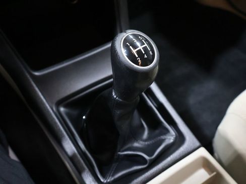 Used 2013 Subaru Impreza 2.0i Premium w/ Alloy Wheel Pkg + Moonroof image 26