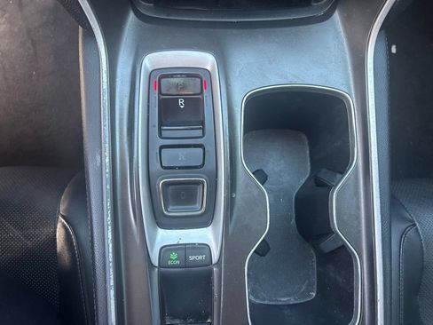 Used 2018 Honda Accord EX-L image 7