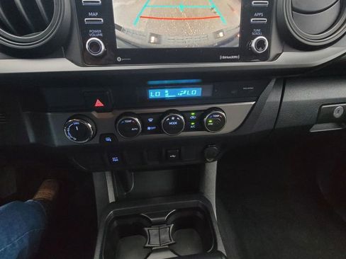Used 2022 Toyota Tacoma SR image 20