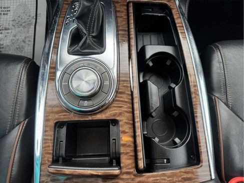 Used 2020 Nissan Armada Platinum w/ Captain's Chairs Package AWD/4WD image 28