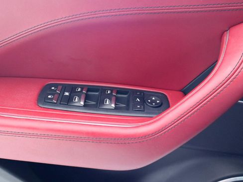 Used 2018 Maserati Levante GranSport AWD/4WD image 26