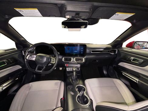 Used 2024 Ford Mustang Premium image 22