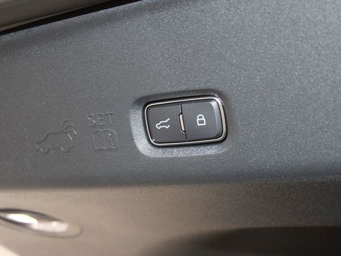 New 2026 Ford Expedition Platinum image 17