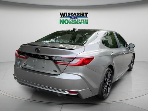 Used 2025 Toyota Camry XSE AWD/4WD image 30