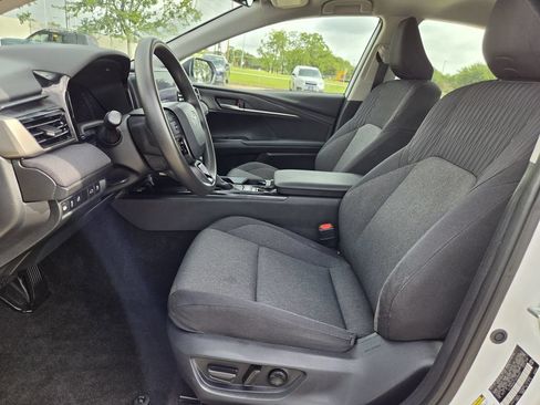 Used 2025 Toyota Camry LE w/ Convenience Package FWD image 26