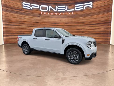 New 2026 Ford Maverick XLT w/ XLT Luxury Package image 8