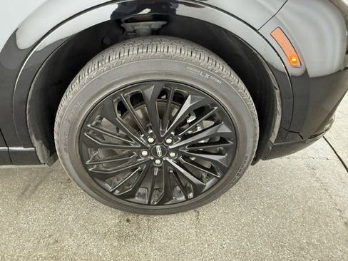 Used 2023 Lincoln Corsair Reserve w/ Equipment Group 201A image 4