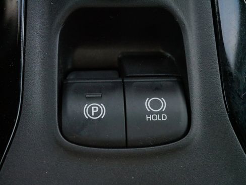 Certified 2020 Toyota Corolla SE image 28