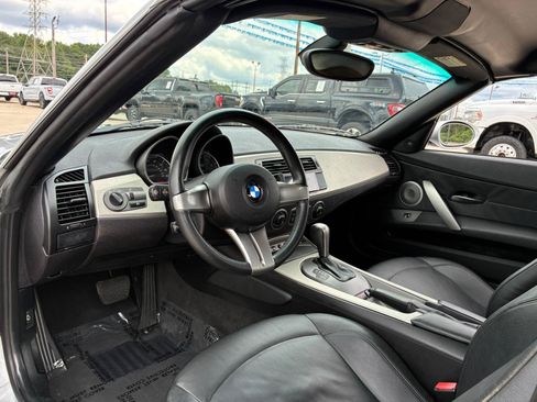Used 2003 BMW Z4 3.0i RWD image 11