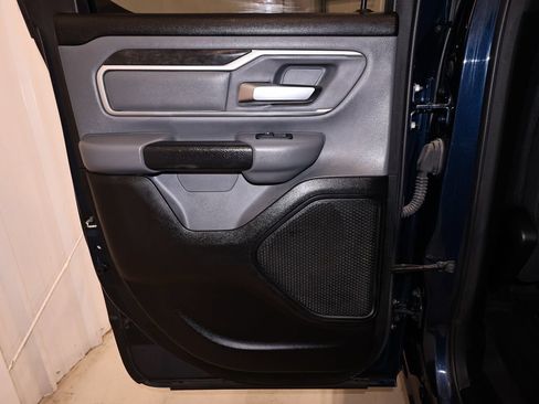 Used 2022 RAM 1500 Big Horn AWD/4WD image 14