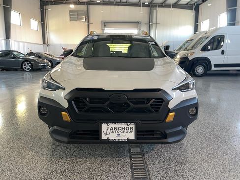 Used 2024 Subaru Crosstrek 2.5i Wilderness AWD/4WD image 2