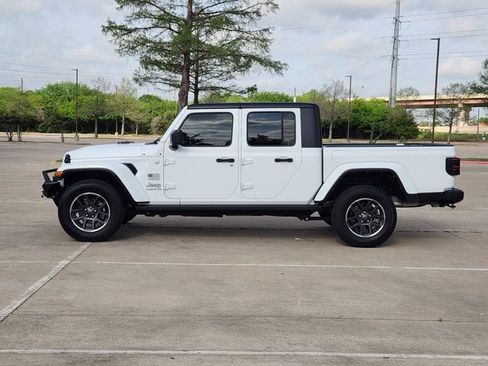 Used 2022 Jeep Gladiator Overland w/ Popular Equipment Package image 4