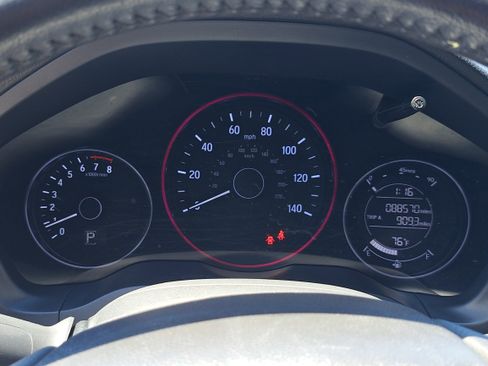 Used 2019 Honda HR-V Sport image 18