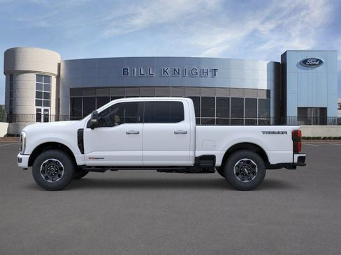New 2026 Ford F250 Platinum w/ Tremor Off-Road Package AWD/4WD image 4