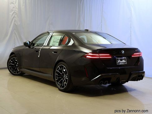 New 2027 BMW M5 AWD/4WD image 9