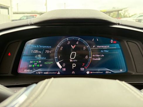 Used 2025 Chevrolet Corvette Stingray Preferred Cpe w/ Z51 Performance Package image 9