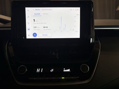 Used 2024 Toyota Corolla LE image 13