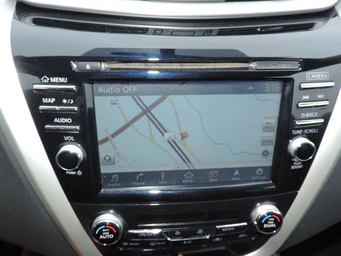 Used 2018 Nissan Murano Platinum image 25