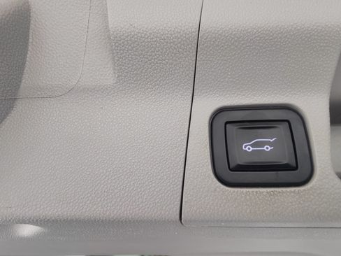 Used 2019 GMC Acadia SLT AWD/4WD image 14