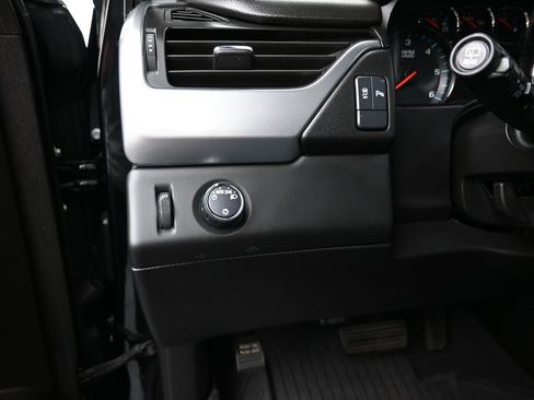 Used 2020 Chevrolet Tahoe LS RWD image 12