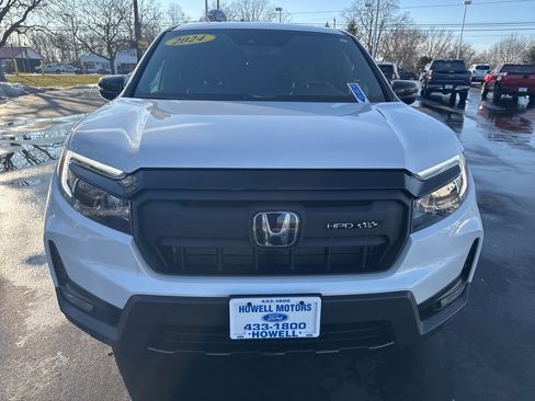 Used 2024 Honda Ridgeline Black Edition image 2