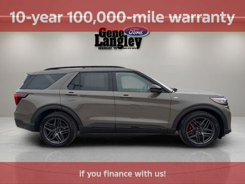 New 2026 Ford Explorer ST-Line w/ ST-Line Street Pack RWD image 10