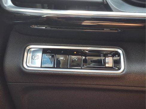 Used 2024 Buick Envision Preferred AWD/4WD image 12