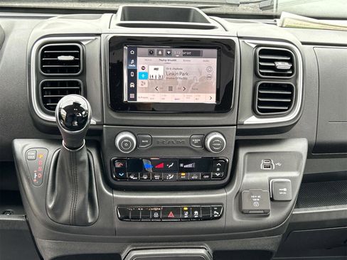 New 2025 RAM ProMaster 2500 w/ Quick Order Package 22G SLT image 18