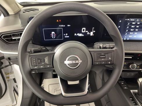 Used 2026 Nissan Kicks S image 21