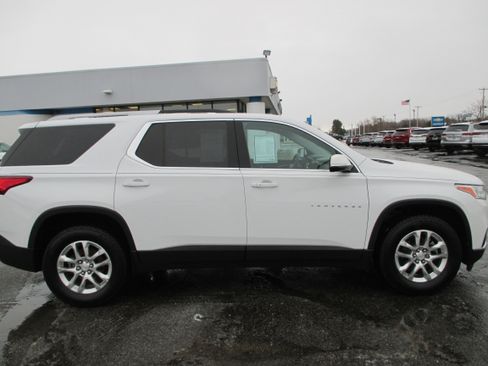 Used 2018 Chevrolet Traverse LT image 7