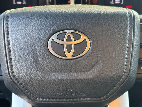 New 2025 Toyota 4Runner SR5 image 13