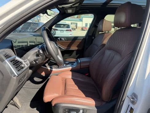 Certified 2024 BMW X5 xDrive40i w/ Premium Package AWD/4WD image 14