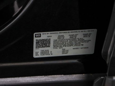Used 2023 GMC Terrain SLT w/ Elevation Edition FWD image 32