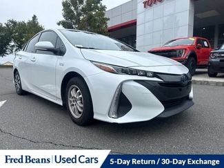 Used 2021 Toyota Prius Prime XLE FWD video 1