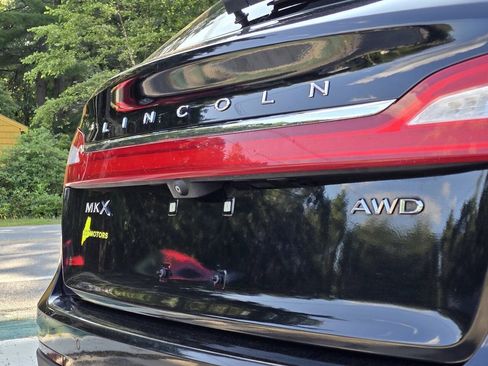 Used 2016 Lincoln MKX Reserve w/ Climate Package AWD/4WD image 15