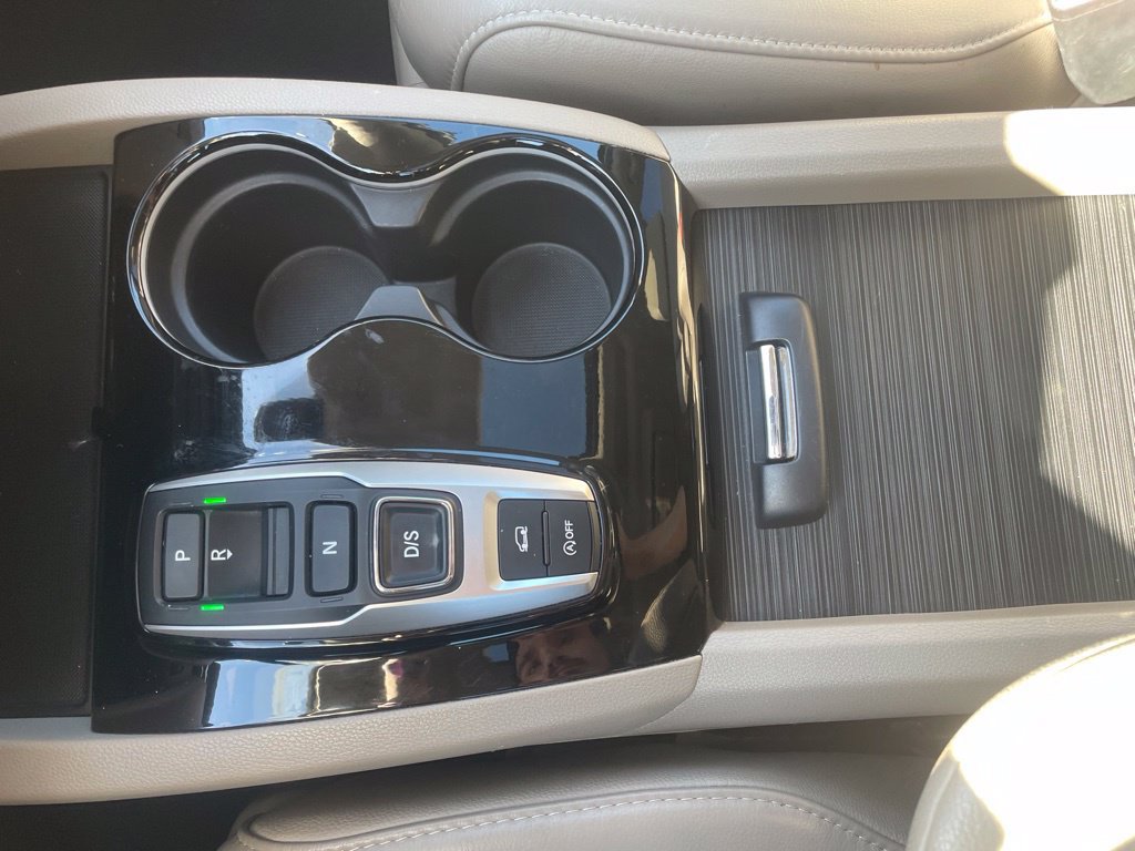 Used 2020 Honda Pilot Touring image 23