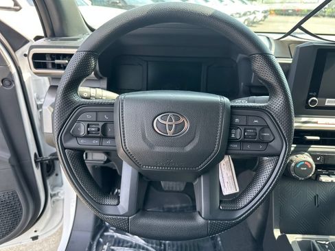 Certified 2026 Toyota Tacoma SR5 RWD image 18