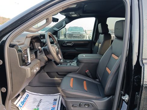 New 2026 GMC Sierra 2500 AT4 w/ AT4 Premium Plus Package AWD/4WD image 6