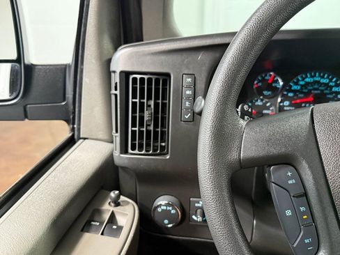 Used 2024 GMC Savana 2500 w/ Driver Convenience Package image 87