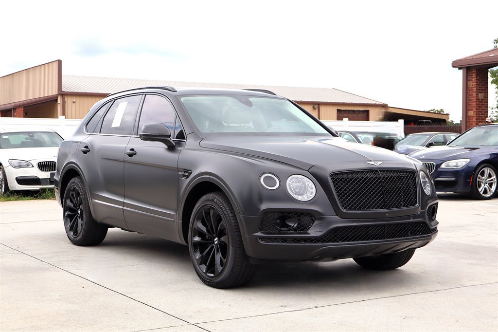 Used 2017 Bentley Bentayga AWD/4WD image 9
